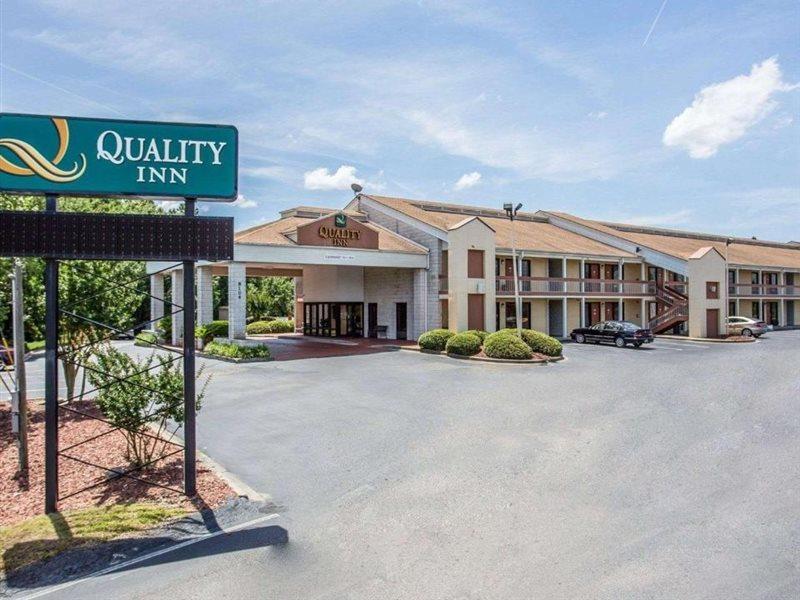 Quality Inn Fort Jackson Колумбия Екстериор снимка