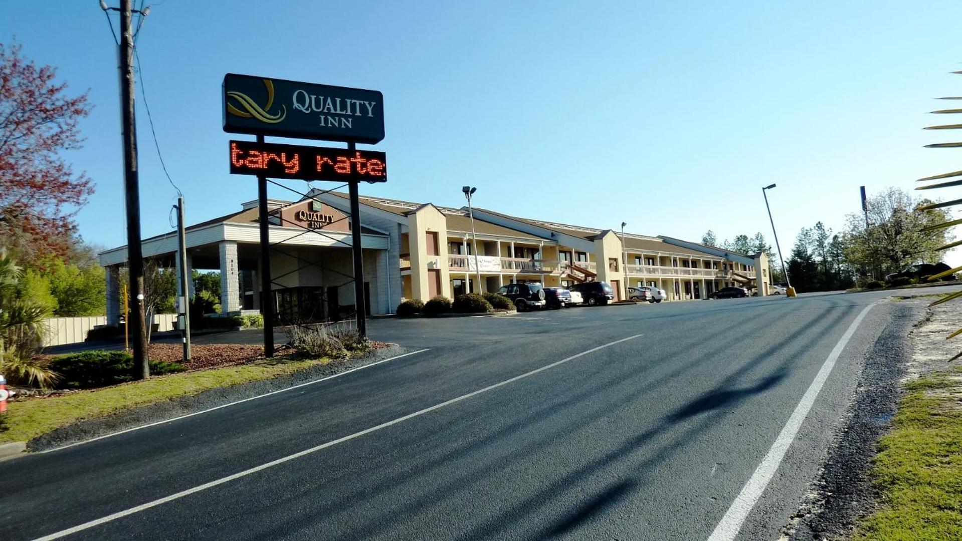 Quality Inn Fort Jackson Колумбия Екстериор снимка